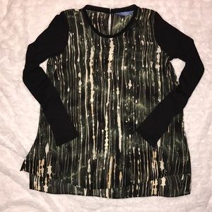 4/$15 Simply Vera mixed media top